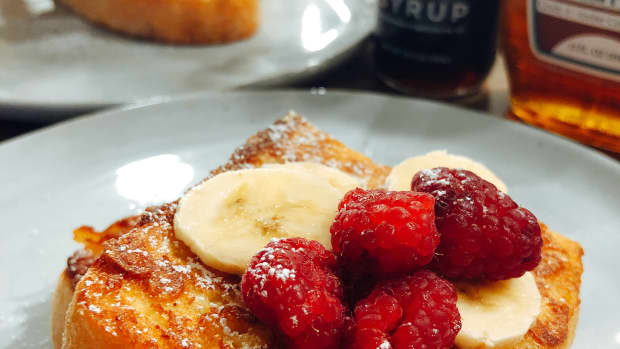 How to Make the Perfect French Toast - Delishably
