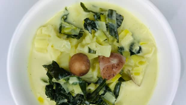 leek-and-potato-soup-with-kale-and-cauliflower