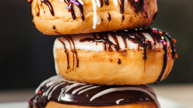 the-amazingly-easy-way-to-warm-donuts