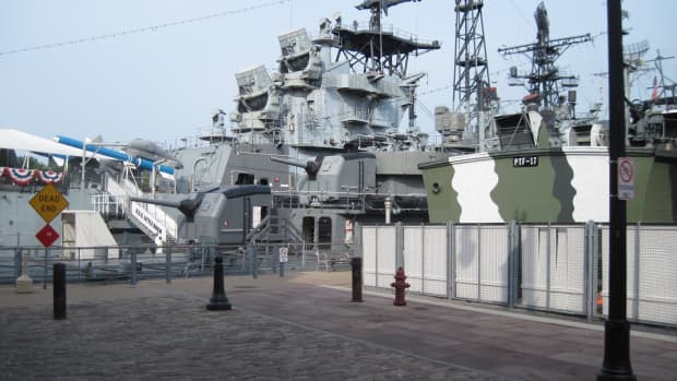 visit-the-buffalo-and-erie-county-naval-military-park
