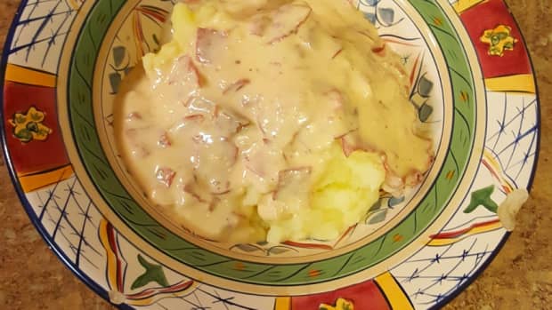 chipped-beef-over-mashed-potatoes-recipe