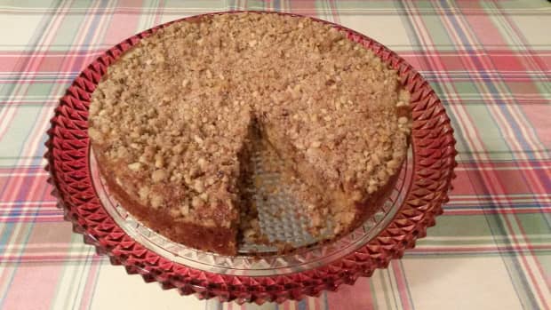 streusel-coffee-cake-made-with-buttermilk-recipe