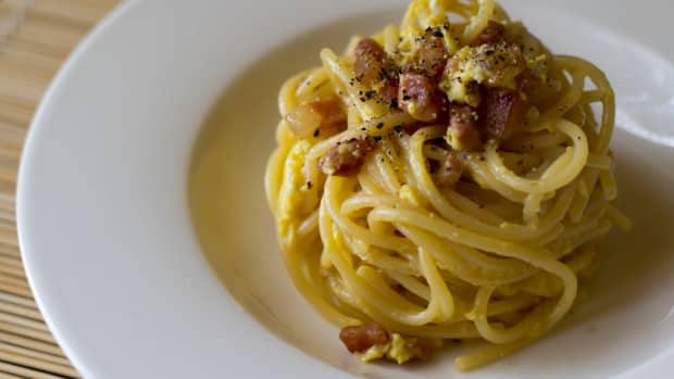 the-adulteration-of-carbonara-with-authentic-recipe