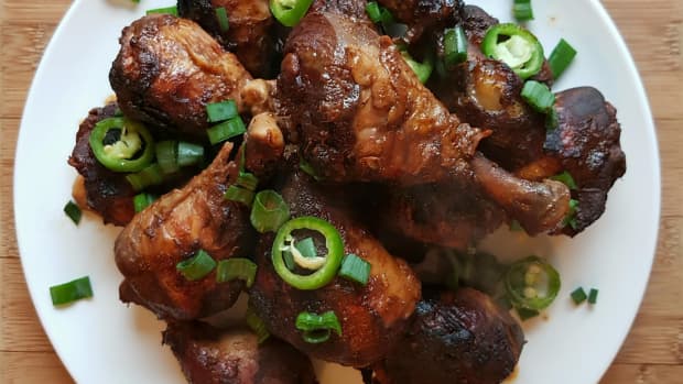 easy-slow-cooker-jerk-chicken-drumsticks