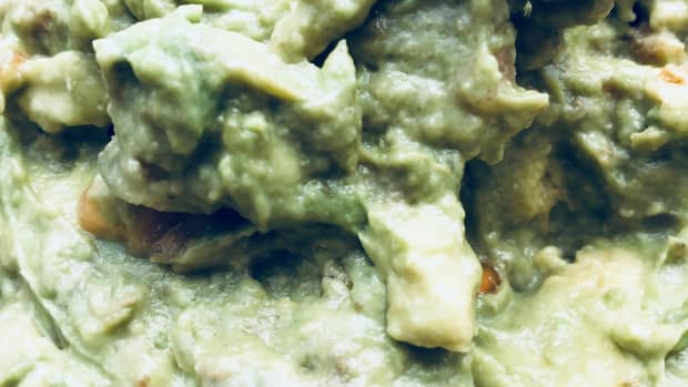 how-to-make-homemade-guacamole-fast-fresh-delicious-homemade-guacamole-recipe