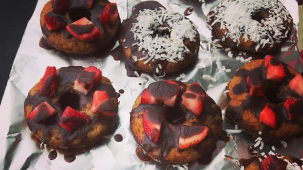 Recipe: Fresh, Homemade Baked Donuts Using a Bella/Sensio Mini