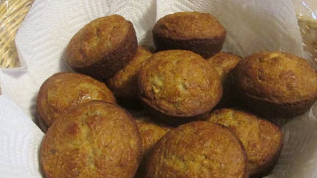 banana-nut-muffins-that-are-sugar-free-and-low-fat