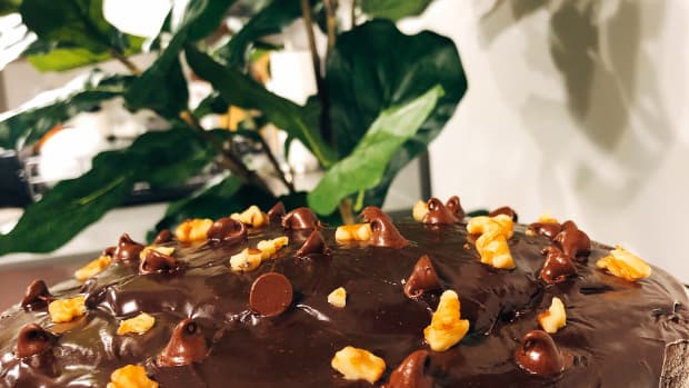 how-to-make-a-moist-chocolate-cake