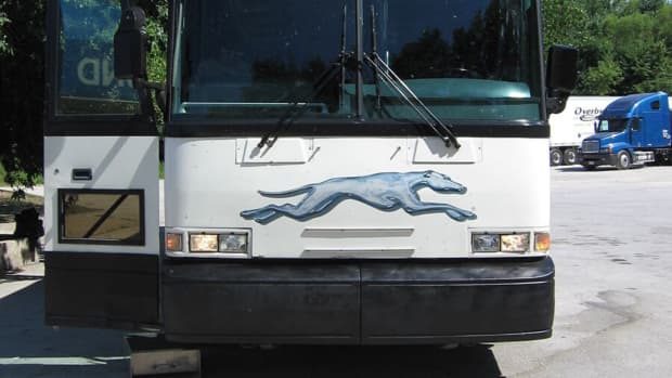 tips-for-your-first-greyhound-bus-trip