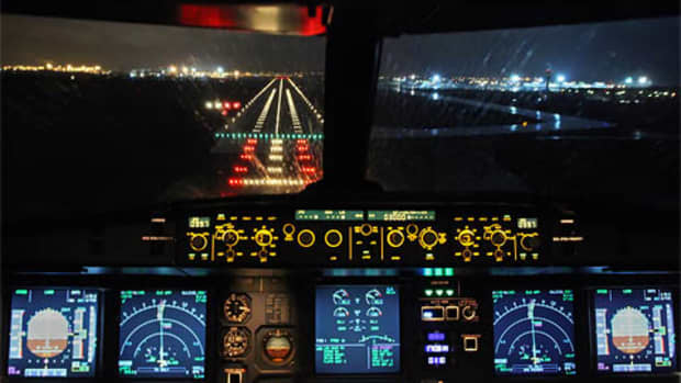 an-airline-pilots-tips-for-holiday-air-travel