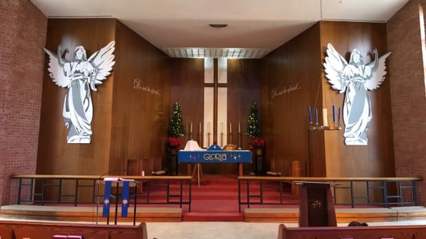 decorating-the-church-and-altar-for-advent-and-christmas-volume-4