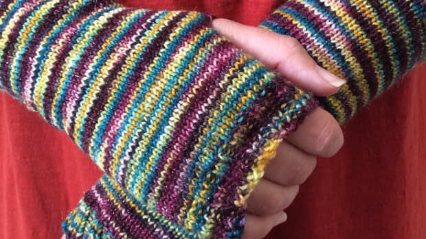 free-simple-fingerless-mitts-knitting-pattern