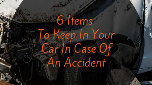 6-helpful-items-to-keep-in-your-car-in-case-of-an-accident