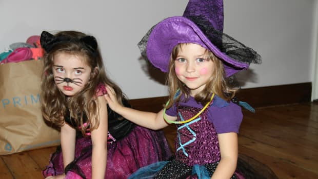 halloween-safety-tips-for-kids-pets-how-to-keep-safe-on-halloween