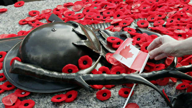remembrance-day-even-with-fewer-veterans-kids-get-the-message