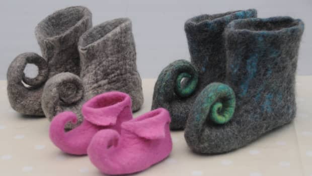 how-to-make-wet-felted-pixie-slippers