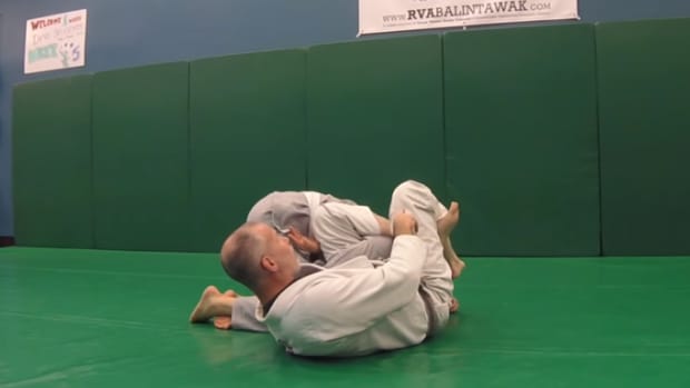 how-to-switch-from-omoplata-to-armbar