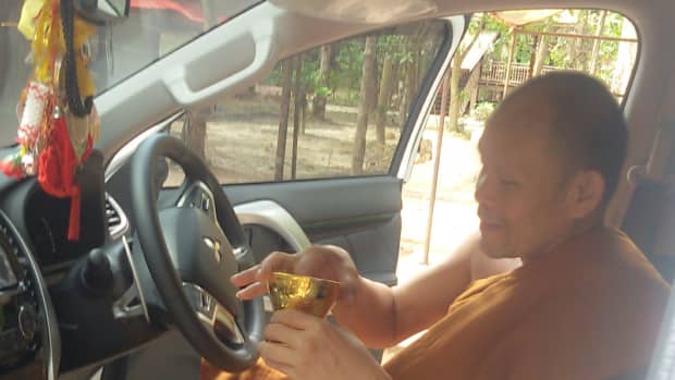 what-is-a-buddhist-car-blessing-like