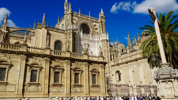 visiting-the-cathedral-of-seville-and-the-giralda-bell-tower