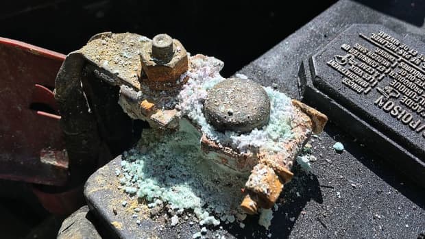 how-to-clean-corroded-battery-terminals