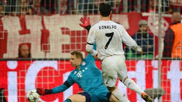 world-class-goalkeepers-who-cr7-has-scored-against