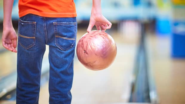 what-you-should-know-before-going-bowling-the-first-time