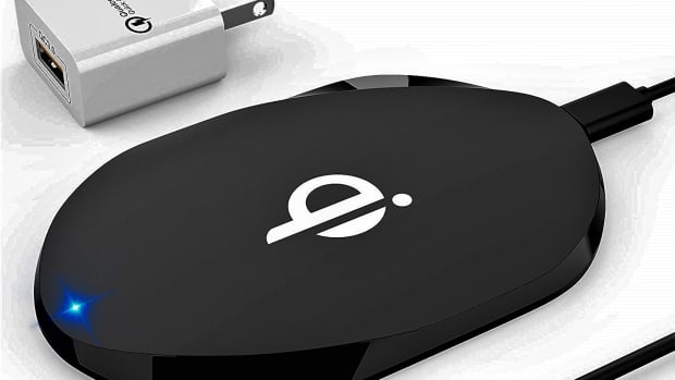 zttopo-wireless-charging-pad-best-iphone-qi-charger