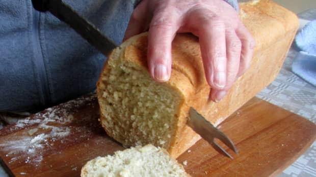 recipe-for-bread-with-yeast-how-to-make-your-own-homemade-bread-easy-recipes-from-scratch-kneading-dough