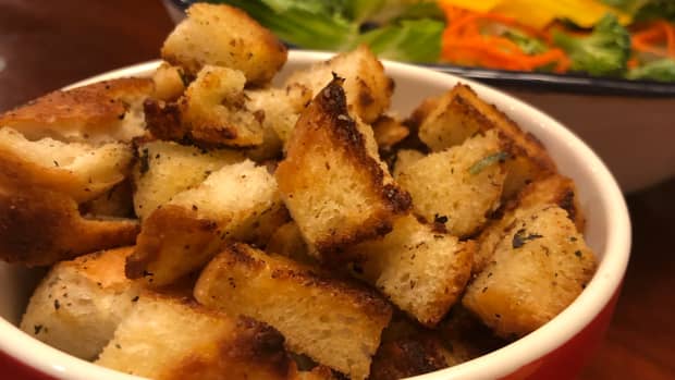 homemade-croutons-made-from-left-over-french-bread
