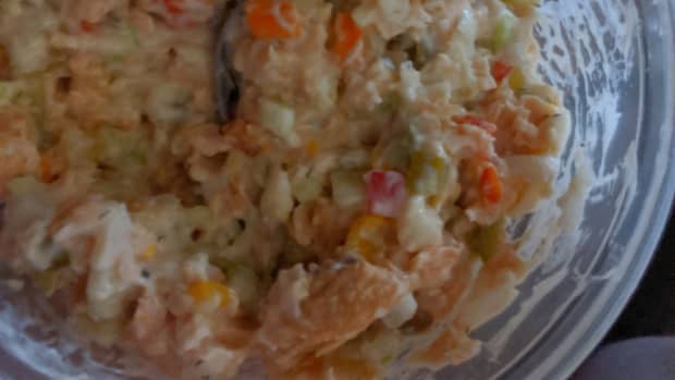 salmon-salad-for-crackers