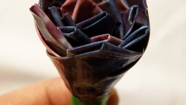 how-to-make-a-duct-tape-flower