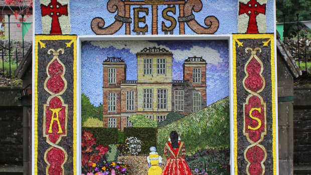 the-derbyshire-well-dressing-tradition