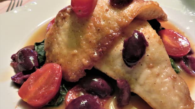 fresh-tilapia-recipe-with-kalamata-olives-tomatoes-and-a-delicious-buttery-wine-lemon-sauce