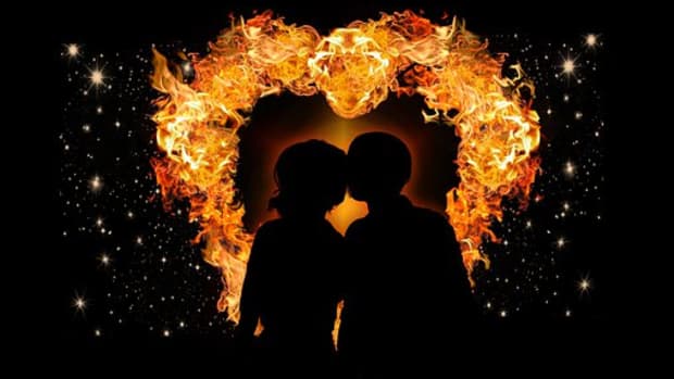 flaming-kisses