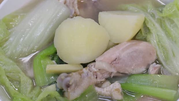 pesang-manok-filipino-chicken-and-vegetable-soup