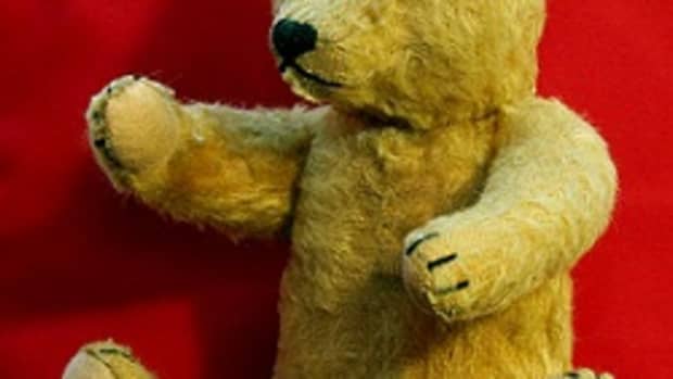 collectible-and-antique-teddy-bears
