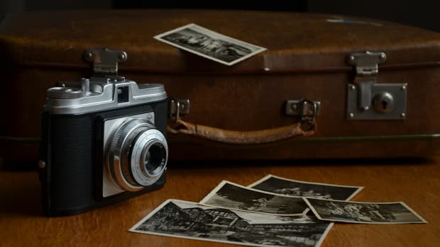 10-ways-of-looking-at-your-old-photographs