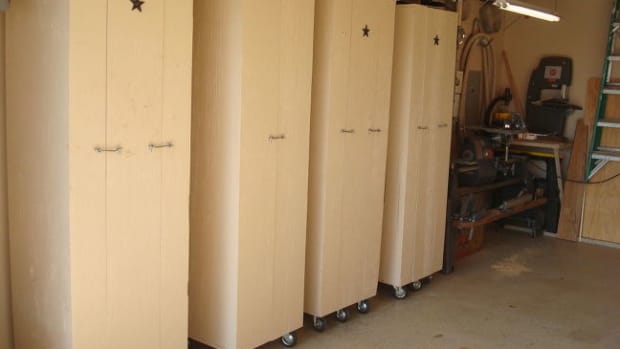 building-rolling-storage-cabinets-for-your-garage