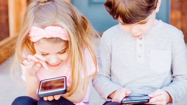 how-the-smartphone-can-teach-some-valuable-lessons-to-your-kids-it-has-nothing-to-do-with-google