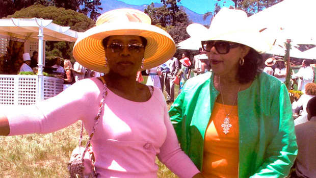 Oprah with Mary Frances Handbag