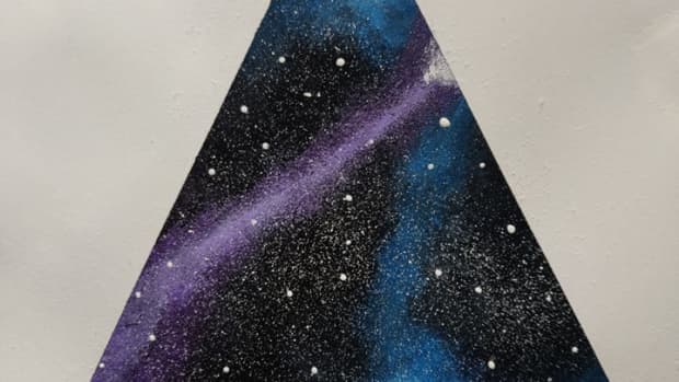 how-to-paint-a-galaxy-with-a-makeup-sponge