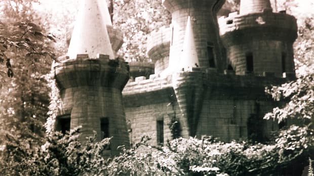 baltimores-enchanted-forest-a-storeybook-theme-park-in-ruins