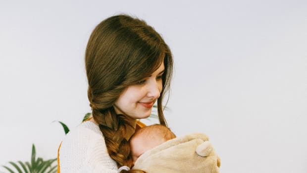 benefits-of-baby-sling-or-baby-carrier-or-baby-wearing