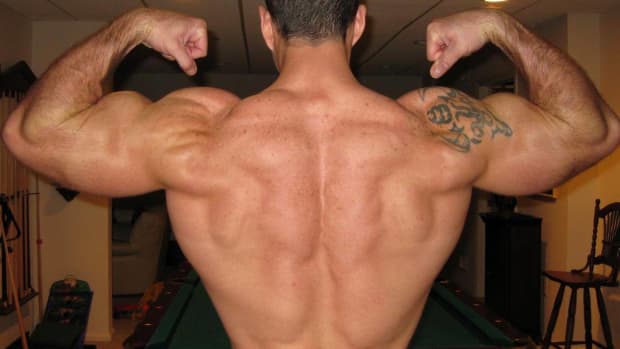 back-exercises-that-help-you-build-muscle-on-the-back-and-lats