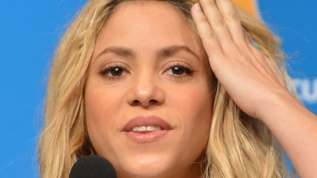 shakira-a-humanitarian-singer