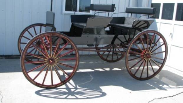 buckboard-wagons-you-can-still-purchase-an-amish-full-size-or-scaled-version-buckboard-wagon