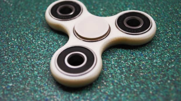 is-the-hot-new-fidget-spinner-really-an-attention-helper