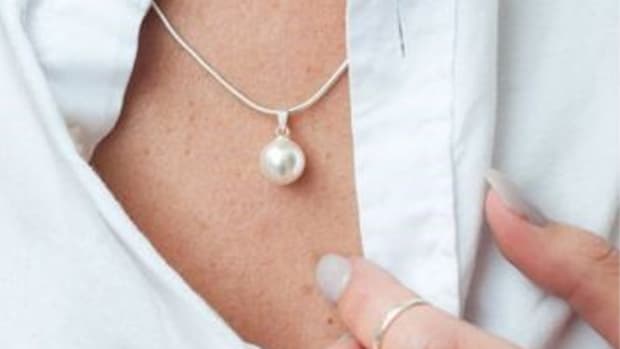 are-pearls-protective-gemstones-too