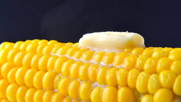 corn-on-the-cob-its-what-eating-you