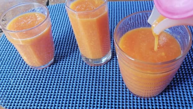 mango-papaya-smoothie